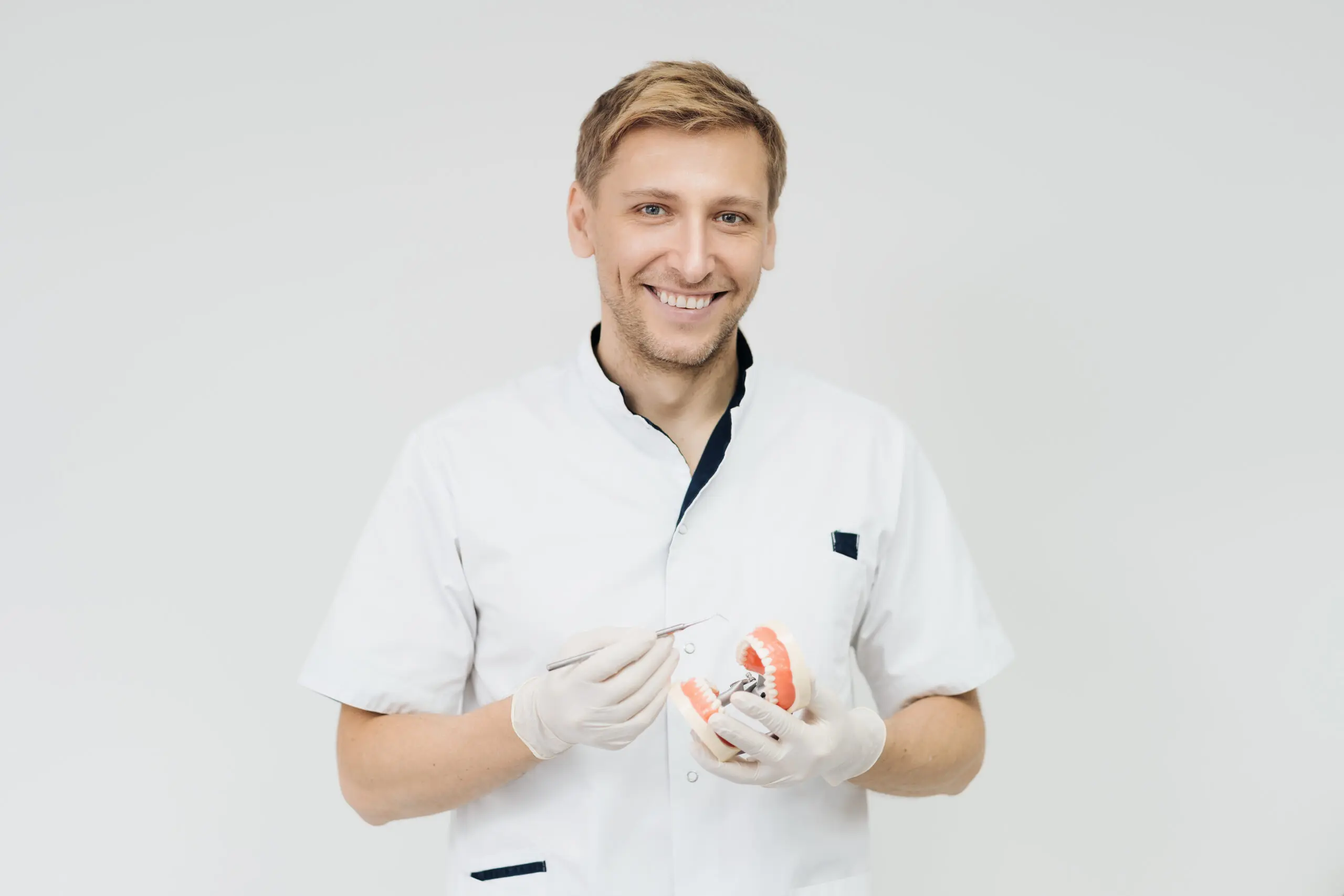 Orthodontist vs. Dentist: Understanding Their Differences and When You Should See Them